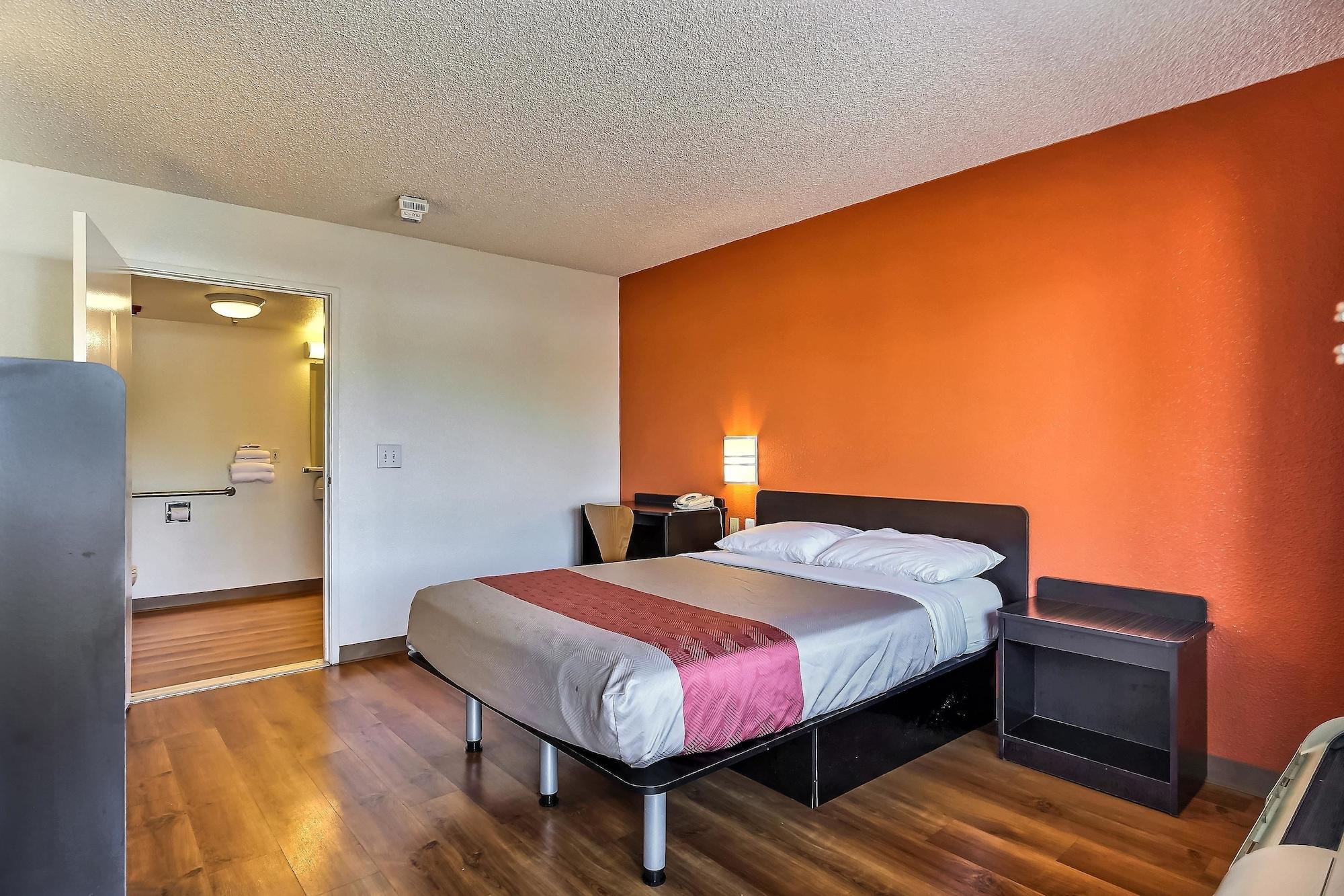 Motel 6-Oakland, Ca - Embarcadero Екстериор снимка