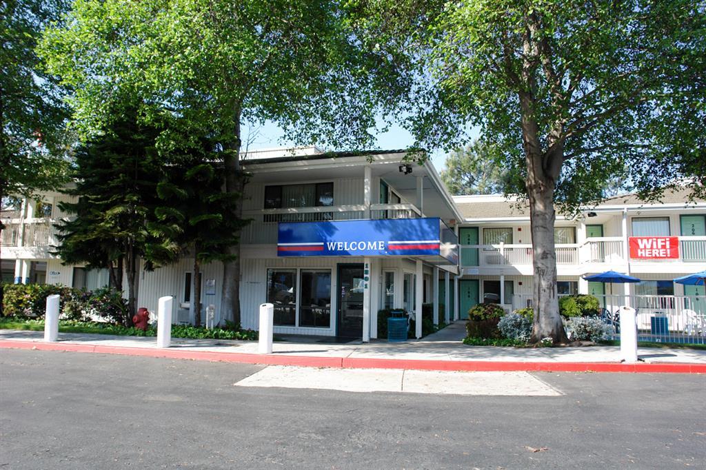 Motel 6-Oakland, Ca - Embarcadero Екстериор снимка
