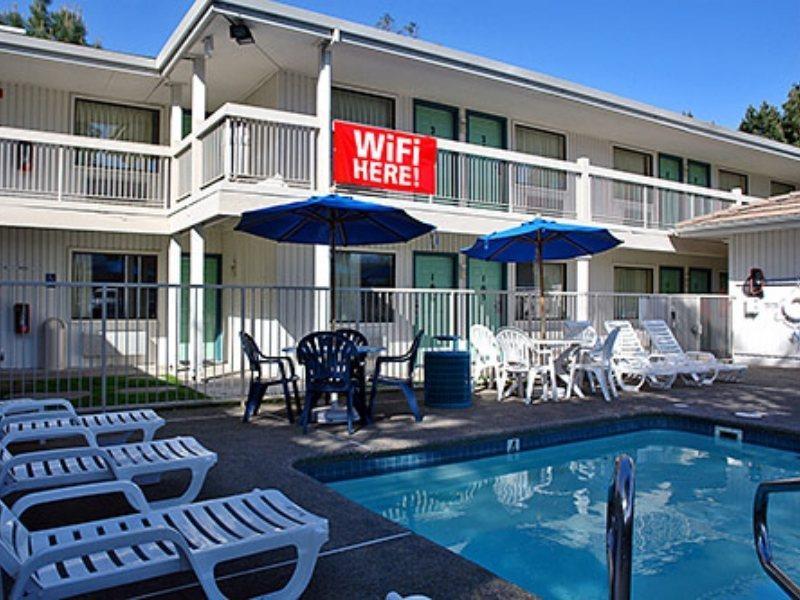 Motel 6-Oakland, Ca - Embarcadero Екстериор снимка