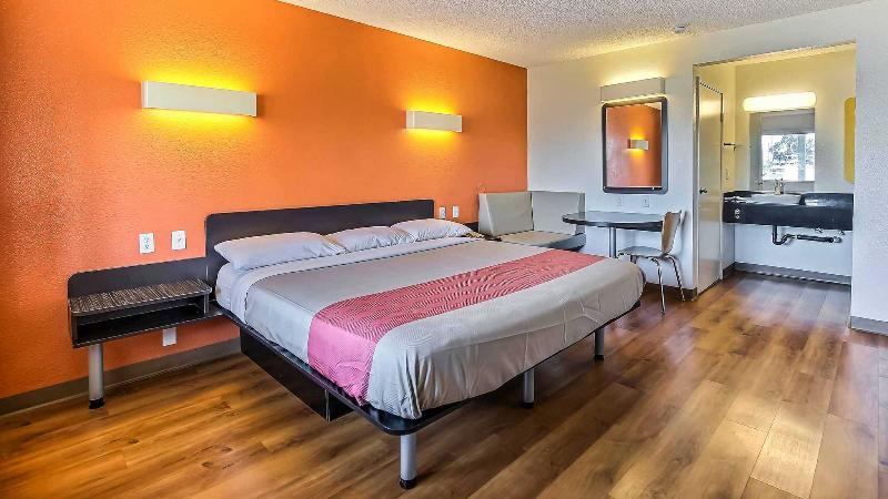 Motel 6-Oakland, Ca - Embarcadero Екстериор снимка
